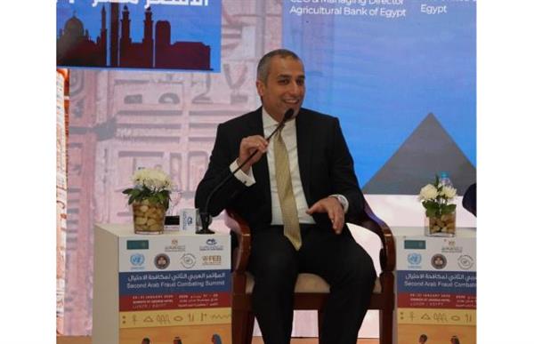 محمد أبو السعود: ضرورة تعزيز وعي العملاء وتأهيل الكوادر المصرفية لمواجهة المستجدات في جرائم الاحتيال