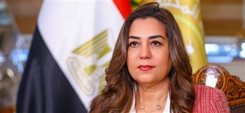   وزيرة التنمية المحلية تتابع ملف تقنين أراضي الدولة بالمحافظات