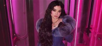   هيفاء وهبي تطلق كليب «من أول مرة شفتك» وتشعل السوشيال ميديا