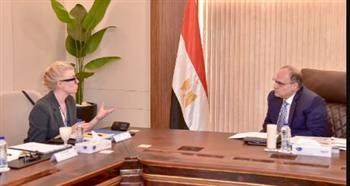   الغمراوي يستقبل وفد الأعمال السويدي لبحث آفاق التعاون في القطاع الصحي والدوائي
