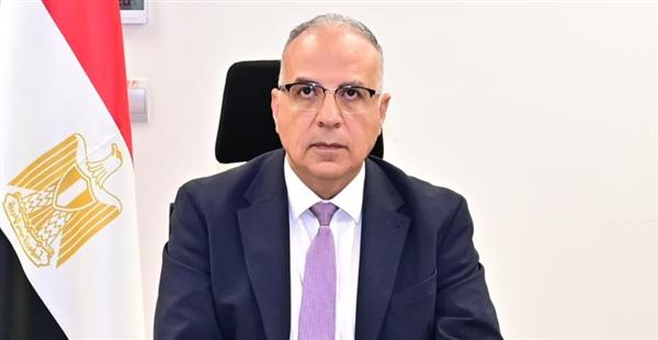 وزير الري يبحث مع مسؤولة ببنك التنمية والإعمار الأوروبي تعزيز التعاون في مجال المياه