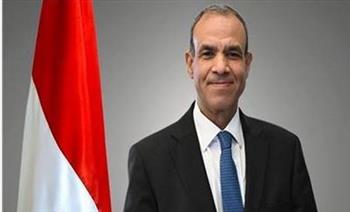   وزير الخارجية يكرم الفريق الطبي المصري الموفد إلى السودان تقديرا لجهوده الطبية