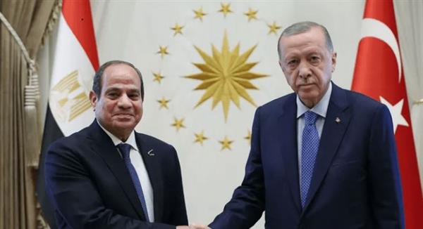 عاجل.. الرئيس السيسي يستقبل نظيره التركي