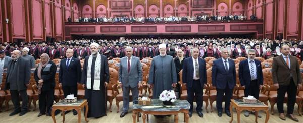 الأزهر يحتفل بتخرج دفعة جديدة من أطباء دمياط بحضور وكيله