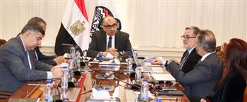   وزير قطاع الأعمال يبحث التعاون مع شركة إسبانية في مشروعات بيئية