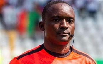 البنيني لويس دجيندو حكمًا لمباراة الأهلي والجيش الملكي بدوري الأبطال