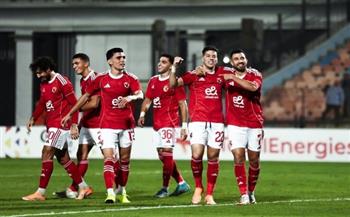   الأهلي يرتدي القميص الأحمر والشورت الأبيض أمام شبيبة القبائل