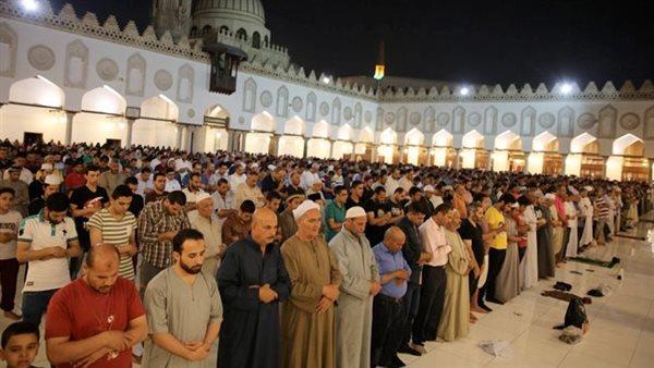 الأوقاف تحسم الجدل وتوضح الحقيقة حول إذاعة الأذان والتراويح عبر مكبرات الصوت