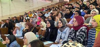   رئيس جامعة القاهرة: انتظام كامل للدراسة منذ اليوم الأول