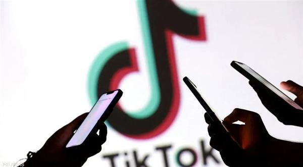 الاتحاد الأوروبي يحذر: "التمرير اللانهائي" في تيك توك فخ للإدمان الرقمي