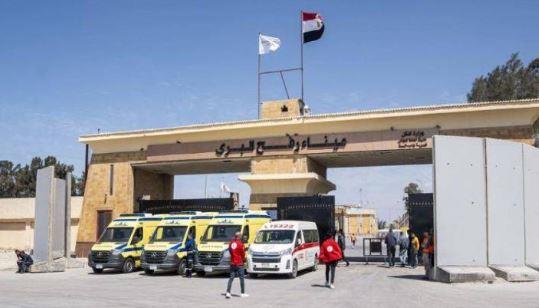 استعدادات مكثفة لعودة الفلسطينيين إلى غزة عبر معبر رفح