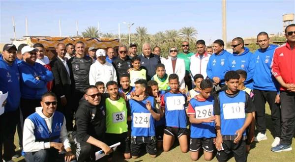 محافظ الوادي الجديد يتابع التصفيات النهائية لـ"كابيتانو"