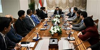   وزير الشباب يجتمع بالسادة نواب البرلمان خريجي برامج الوزارة للمحاكاة