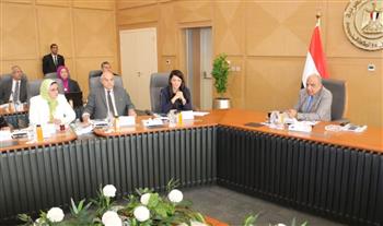   وزير الكهرباء يترأس اجتماع الجمعية العامة للشركة المصرية لنقل الكهرباء 