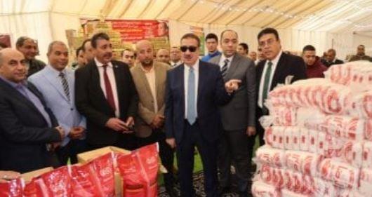 محافظ المنوفية يفتتح معرض أهلا رمضان لبيع السلع الغذائية شرق شبين الكوم
