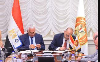 وزير العمل يوقّع بروتوكول تعاون مع الأكاديمية العربية