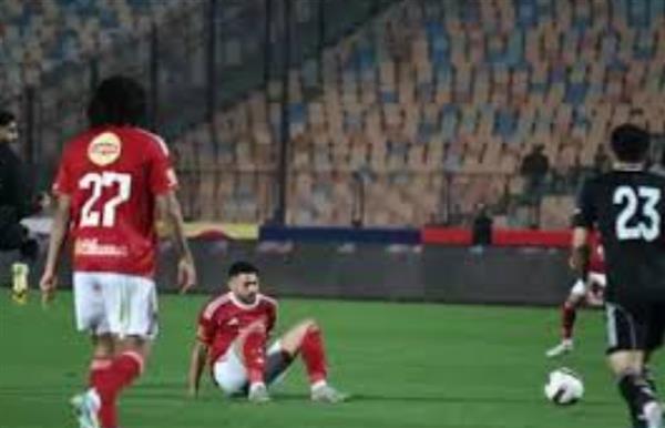 الأهلى يتعادل مع زد 1-1 ويُفرط فى الانفراد بصدارة الدورى
