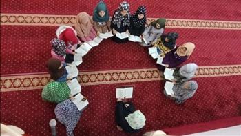   تكريم 3 آلاف طالب وطالبة من حفظة القرآن الكريم بمدرسة الصلعا في سوهاج