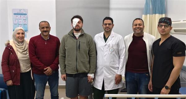 الرعاية الصحية: نجاح جراحة مجهرية دقيقة لإنقاذ بصر بحار أوكراني بمستشفى الرمد ببورسعيد