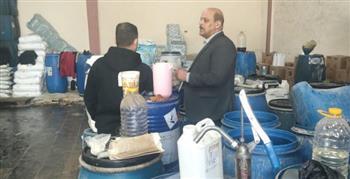 تموين الاسكندرية تضبط ٢٤٢٠ لتر كلور مجهول المصدر بورش بدون ترخيص