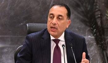   الحكومة تعقد مؤتمرا صحفيا لتوضيح أسباب زيادة أسعار البنزين والسولار