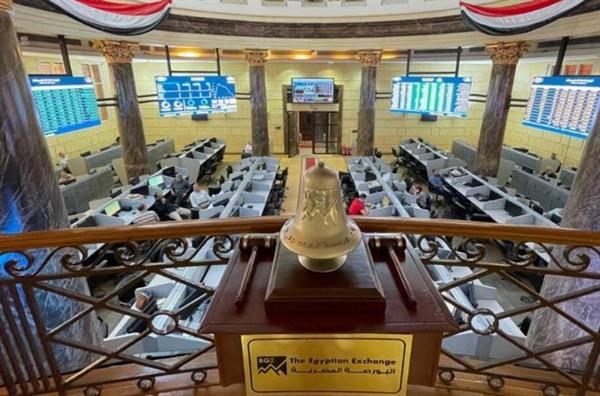 البورصة المصرية ترتفع.. رأس المال السوقي يربح 23 مليار جنيه في نصف ساعة