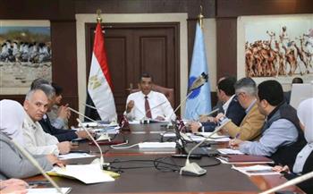   محافظ البحر الأحمر يعقد اجتماعًا لبحث تقنين وضع اليد والتصالح على مخالفات البناء