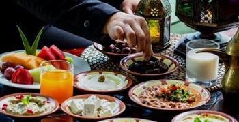 وجبات خفيفة بين الإفطار والسحور.. 6 خيارات صحية تمنحك الطاقة وتقلل الخمول في رمضان