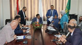   محافظ القليوبية يعقد لقاءً جماهيرياً بطوخ ويصدر قرارات عاجلة لدعم الحالات الإنسانية