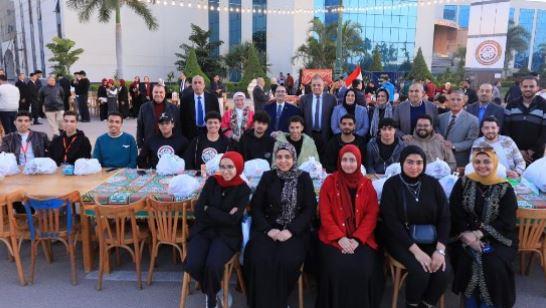رئيس جامعة كفر الشيخ يشارك الإفطار الجماعي لأسرة «من أجل مصر»