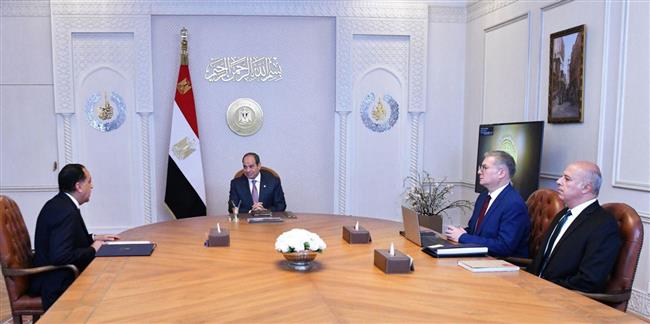 الرئيس السيسي يوجه بتوطين تكنولوجيا الحفر الأفقي لزيادة إنتاج البترول والغاز