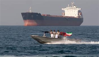   التلجراف عن مصادر: بريطانيا تدرس إرسال غواصة نووية إلى مضيق هرمز