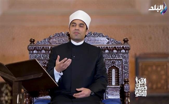 أحمد فرحات : تعب الوالدين من أجل أبنائهم أجره عظيم عند الله