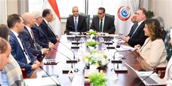   الخارجية والصحة توقعان بروتوكول "علاجك في مصر"