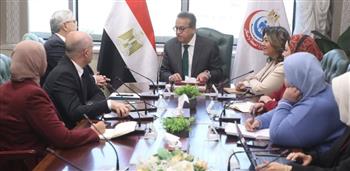   وزير الصحة يبحث التعاون الدوائي مع شركة عبدي إبراهيم
