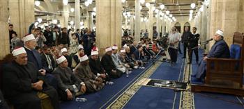   في الليلة الثالثة والعشرين من رمضان.. درس التراويح بالجامع الأزهر يوضح فضل الهبة وعطاء الله لعباده