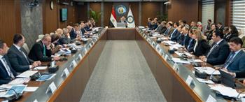   "بدوي": سداد مستحقات المستثمرين يعزز ثقة قطاع البترول