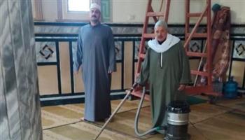   أوقاف كفر الشيخ تواصل حملات نظافة وتعقيم المساجد