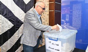   د.سويلم يدلي بصوته في انتخابات نقابة المهندسين
