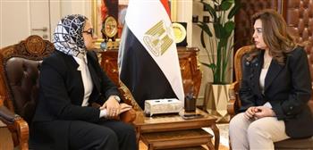   البيئة والتنمية المحلية تتابع جهود مواجهة سوء الأحوال بالوادي الجديد