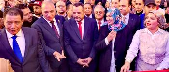   "حماة الوطن" بالجيزة يوزع 20 ألف قطعة ملابس على الأسر الأكثر احتياجا