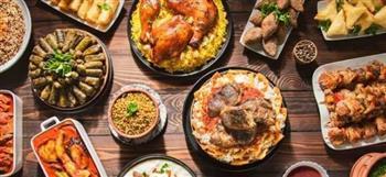 البهارات والأكل الحار على سفرة رمضان… نكهة شهية قد تتحول إلى أزمة في المعدة