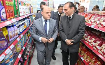   ​محافظ الغربية يفتتح منفذين جديدين لـ«مستقبل مصر» بطنطا والمحلة لتوفير السلع الغذائية