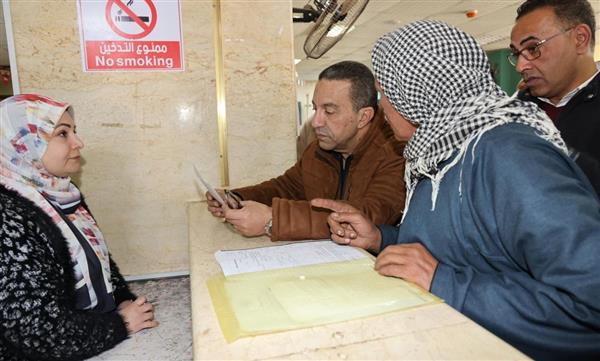 محافظ المنوفية يفاجئ مدرسة الشهداء الثانوية ويحيل المدير للتحقيق