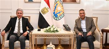  وزير السياحة ومحافظ جنوب سيناء يبحثان دعم وتنشيط الحركة السياحية