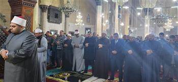   مديرية أوقاف الإسكندرية تحتفل بليلة القدر بمسجد سيدي أبي العباس المرسى