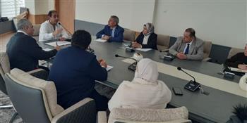   رئيس جامعة بورسعيد يواصل تطوير منظومة العمل الإداري وكفاءة الكوادر