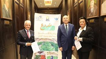 محافظ القاهرة يوقع بروتوكول تعاون لزراعة أسطح 425 مبنى بحي الأسمرات لتحقيق الاكتفاء الذاتي