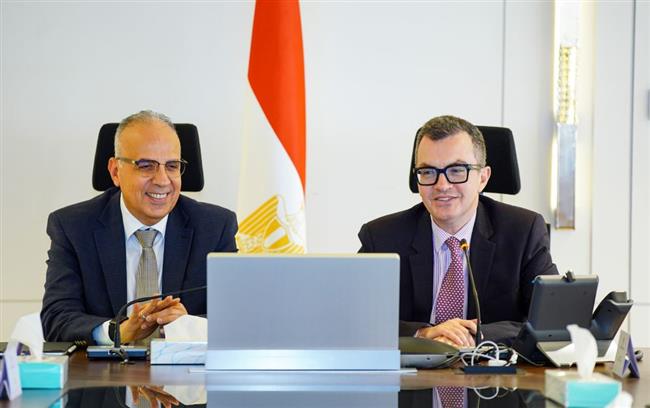 وزيرا الرى والتخطيط يناقشان مقترح الخطة الاستثمارية لمشروعات الموارد المائية والرى