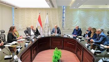 وزير التعليم يبحث مع ممثلي الشركاء الأكاديميين لمدارس التكنولوجيا التطبيقية تعزيز التعاون